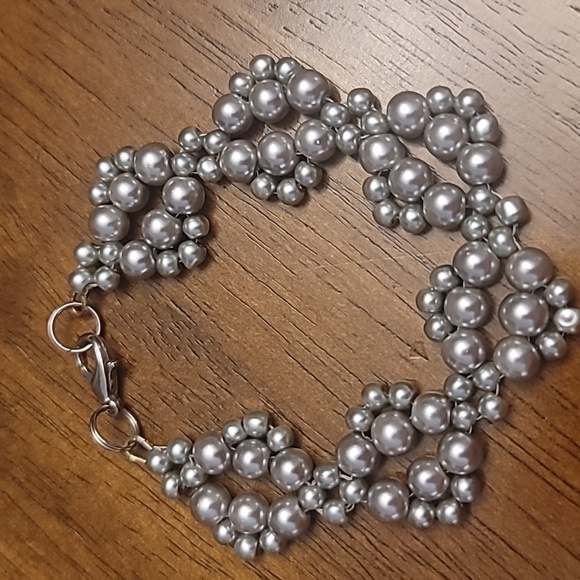 Handmade Jewelry - Handmade Silver and Gray Pearl Bracelet - 7 Inches